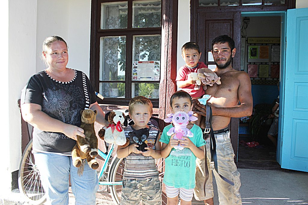 Гуманитарная помощь доставлена в с. Пассат